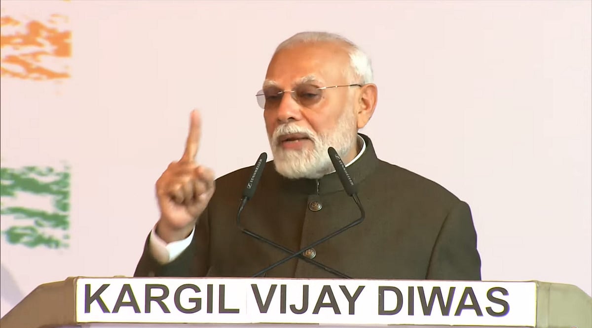 PTI : Prime Minister Narendra Modi speaking during a program to commemorate the 25th anniversary of the Kargil Vijay Diwas |